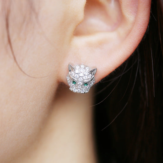1.Personalized versatile full diamond zircon leopard head stud earrings