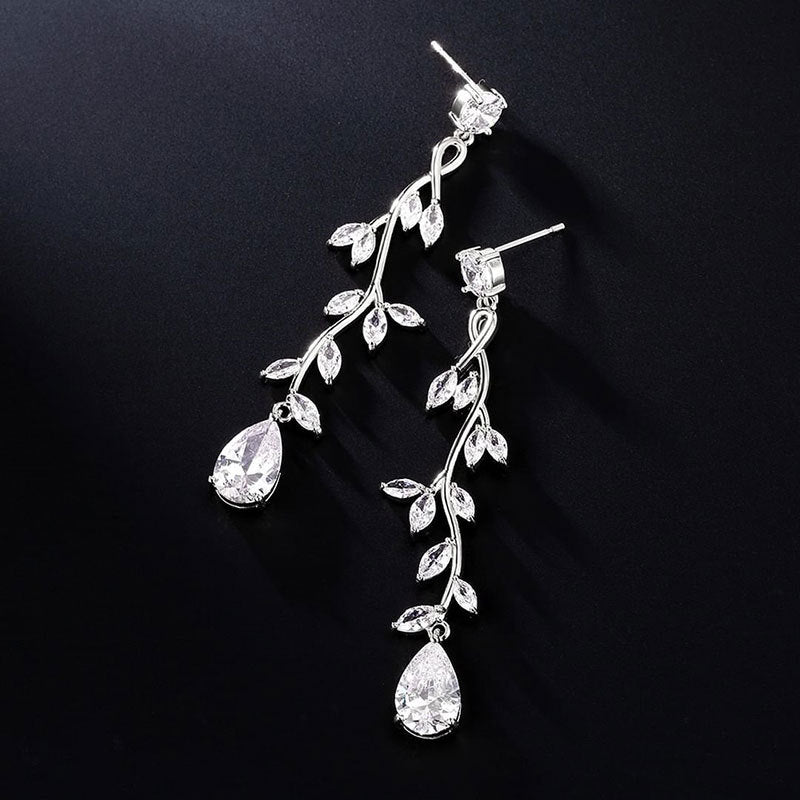 48.Temperament long fringed earrings for women, exquisite micro-inlaid water drop zircon earrings, personalized leaf earrings.