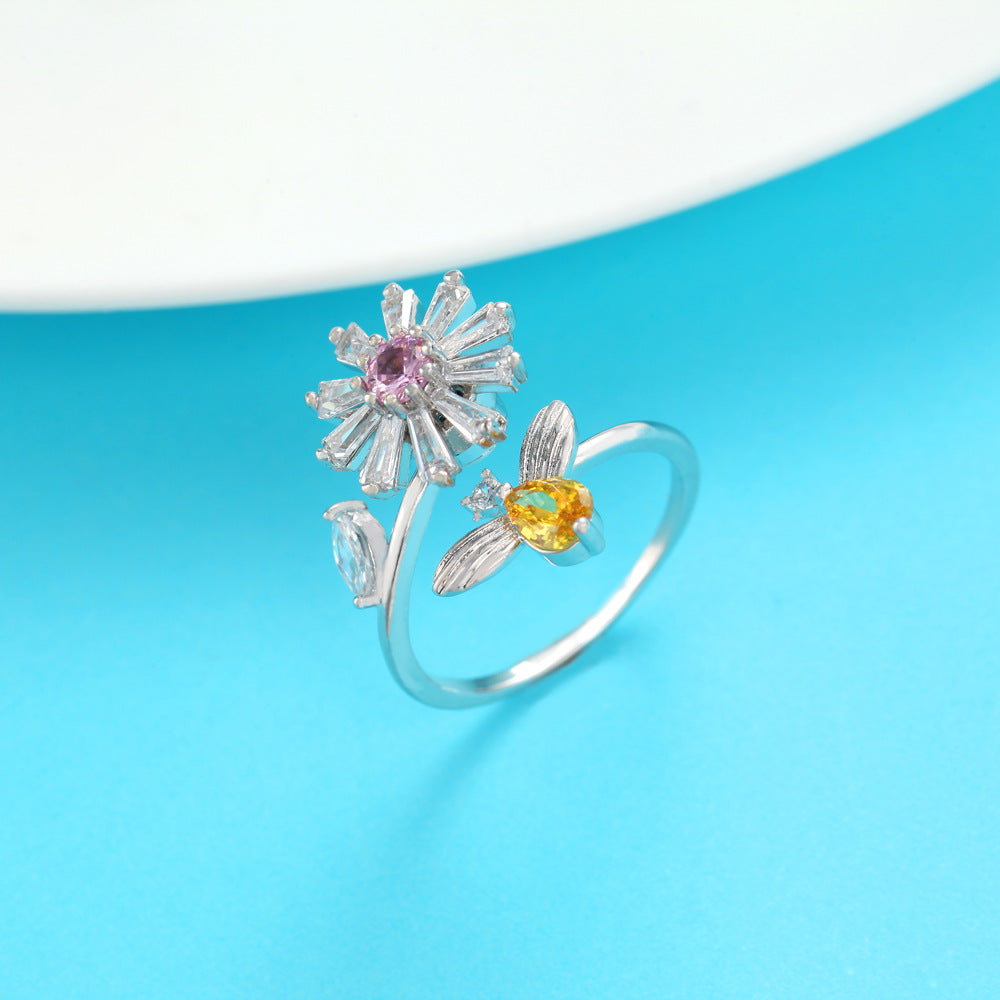 NO.57-Women's fashion small daisy flower small bee creative, sweet and cute, adjustable ring split ring