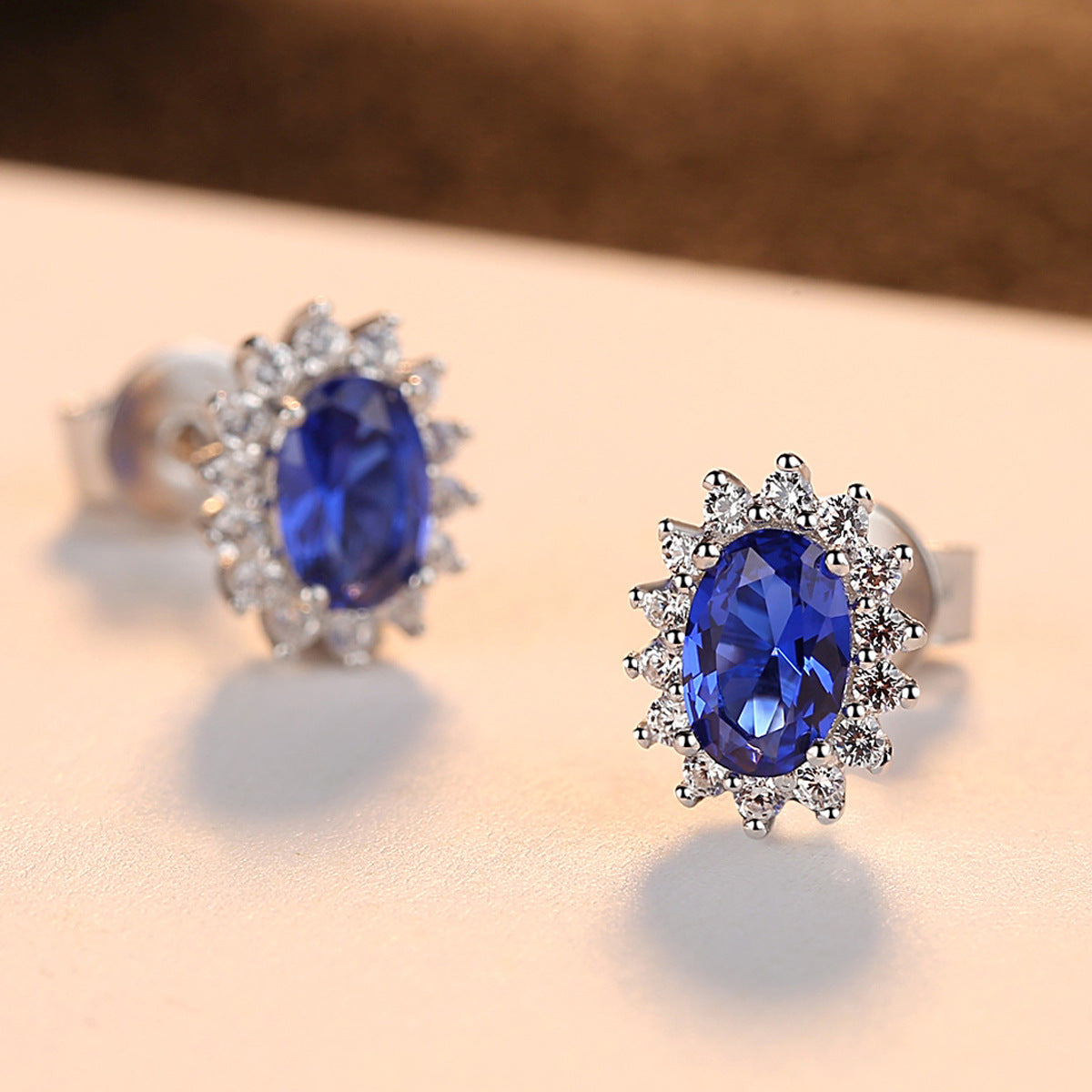Nr. 1 - Blaue ovale Spitzenohrringe aus 925er Silber, exquisit für Verabredungen und Partys 