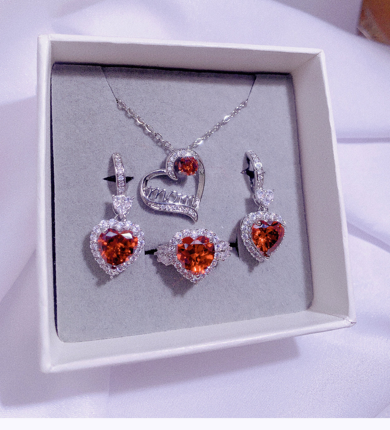 NO.33-Ladies Fashion Jewelry Exquisite 3-piece Set, Red Heart Mom Necklace, Heart Earrings, Heart Ring