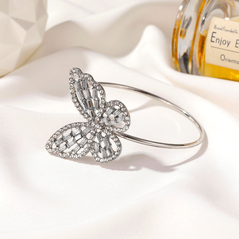 NO.1-Fashion ausgehöhltes Zirkon Schmetterling Perlen Kristall verstellbares Armband